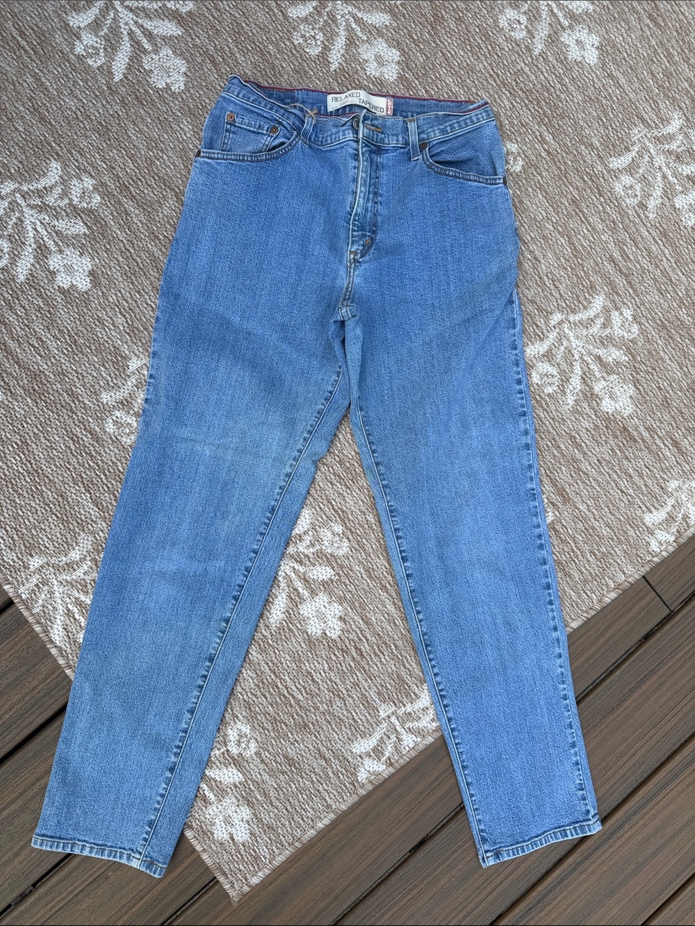 Levi 550 Relaxed High-Rise Women’s Jeans - Light Blue